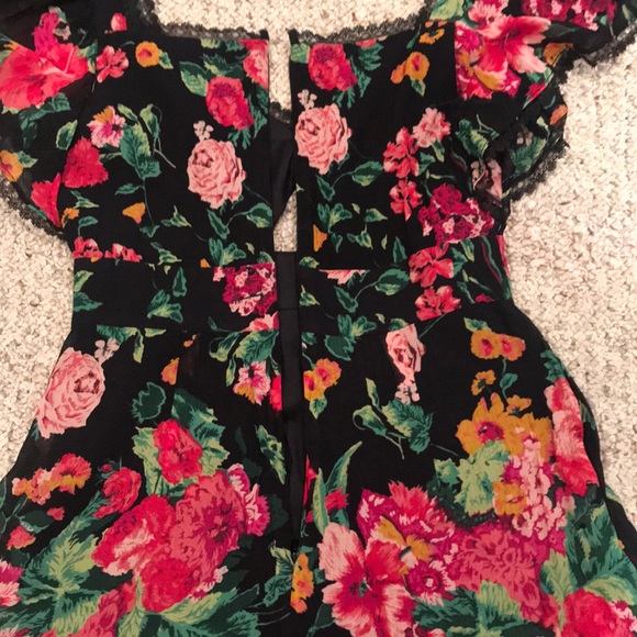 BCBGMAXAZRIA Floral Romper - Picture 4 of 5
